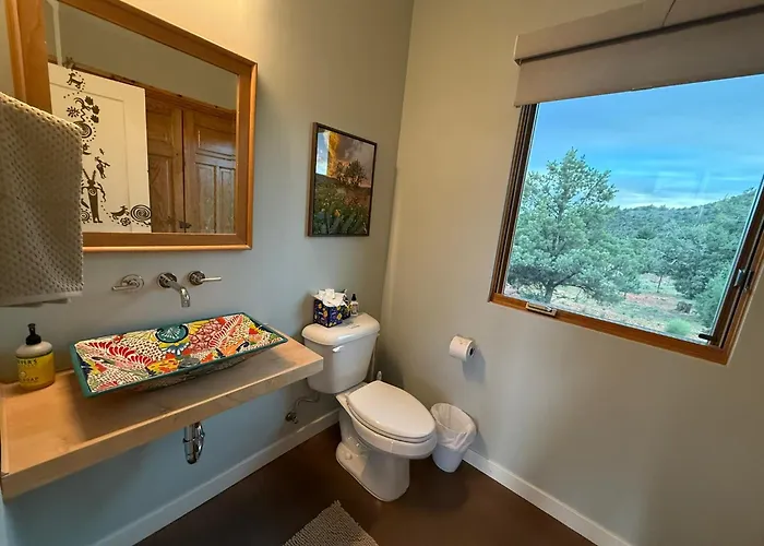 Rojo Retreat Sedona Hottub Bellrock Views 2bd 1.5ba Sleeps 4 Holiday home Oak Creek