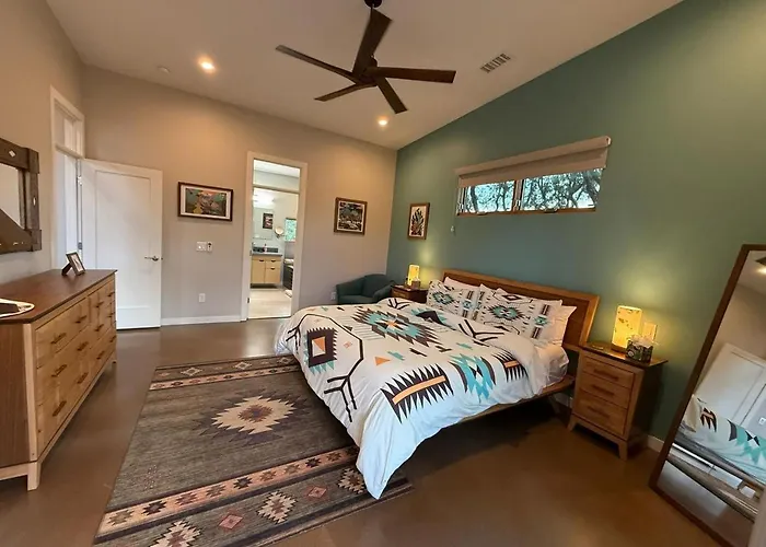 Rojo Retreat Sedona Hottub Bellrock Views 2bd 1.5ba Sleeps 4 Oak Creek
